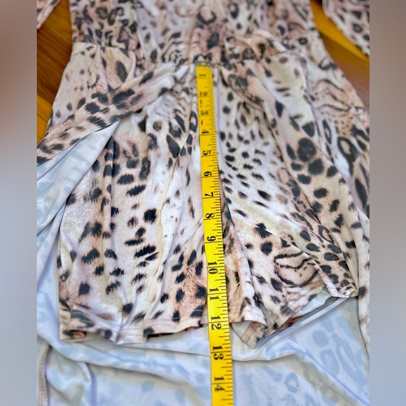 Venus Sexy Long Leopard Romper with Mock Neck and Strappy Detail, NWOT, XS - Picture 15 of 16